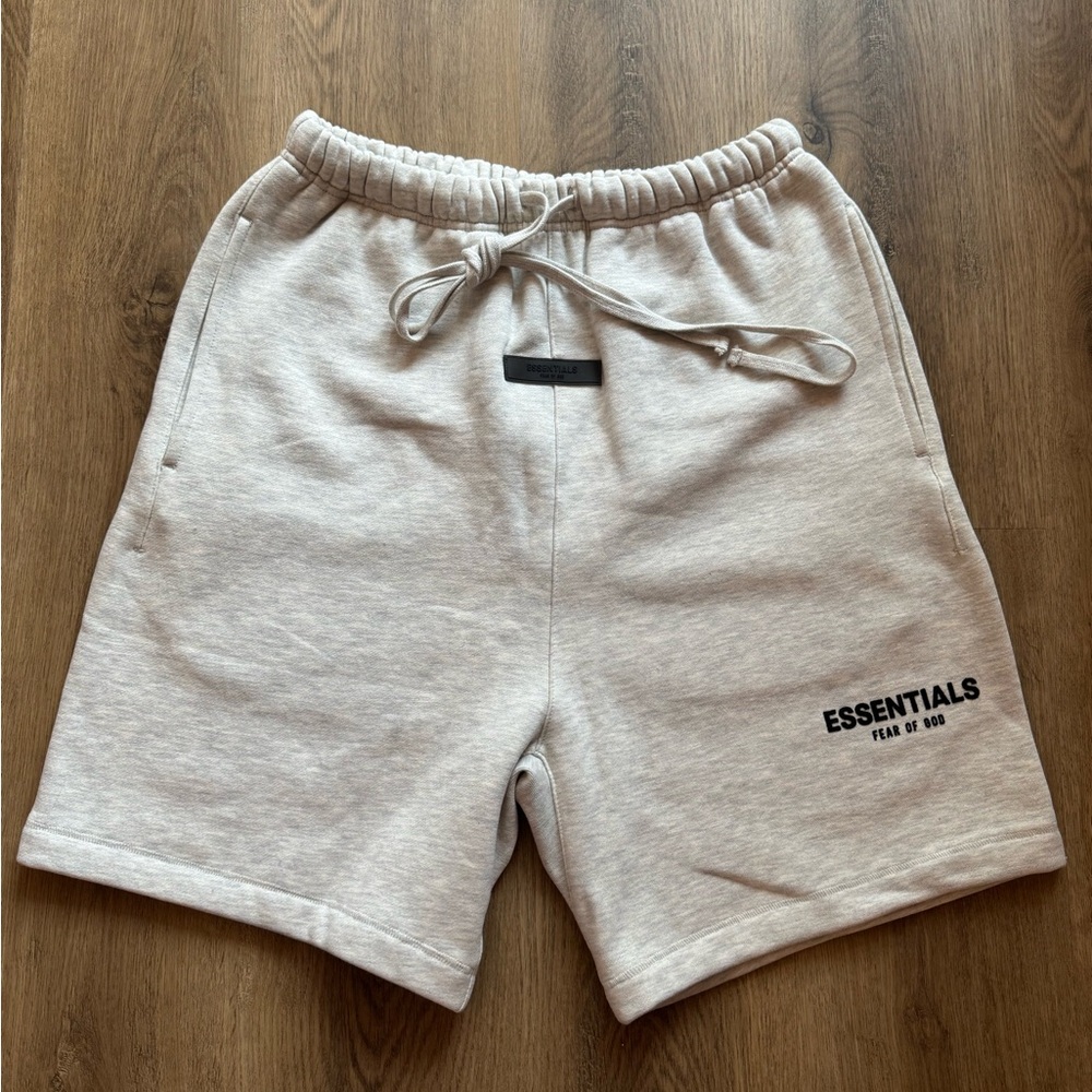 Essentials Shorts